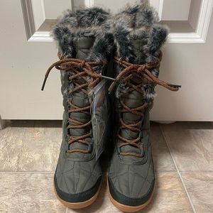 Columbia women’s boot size 7